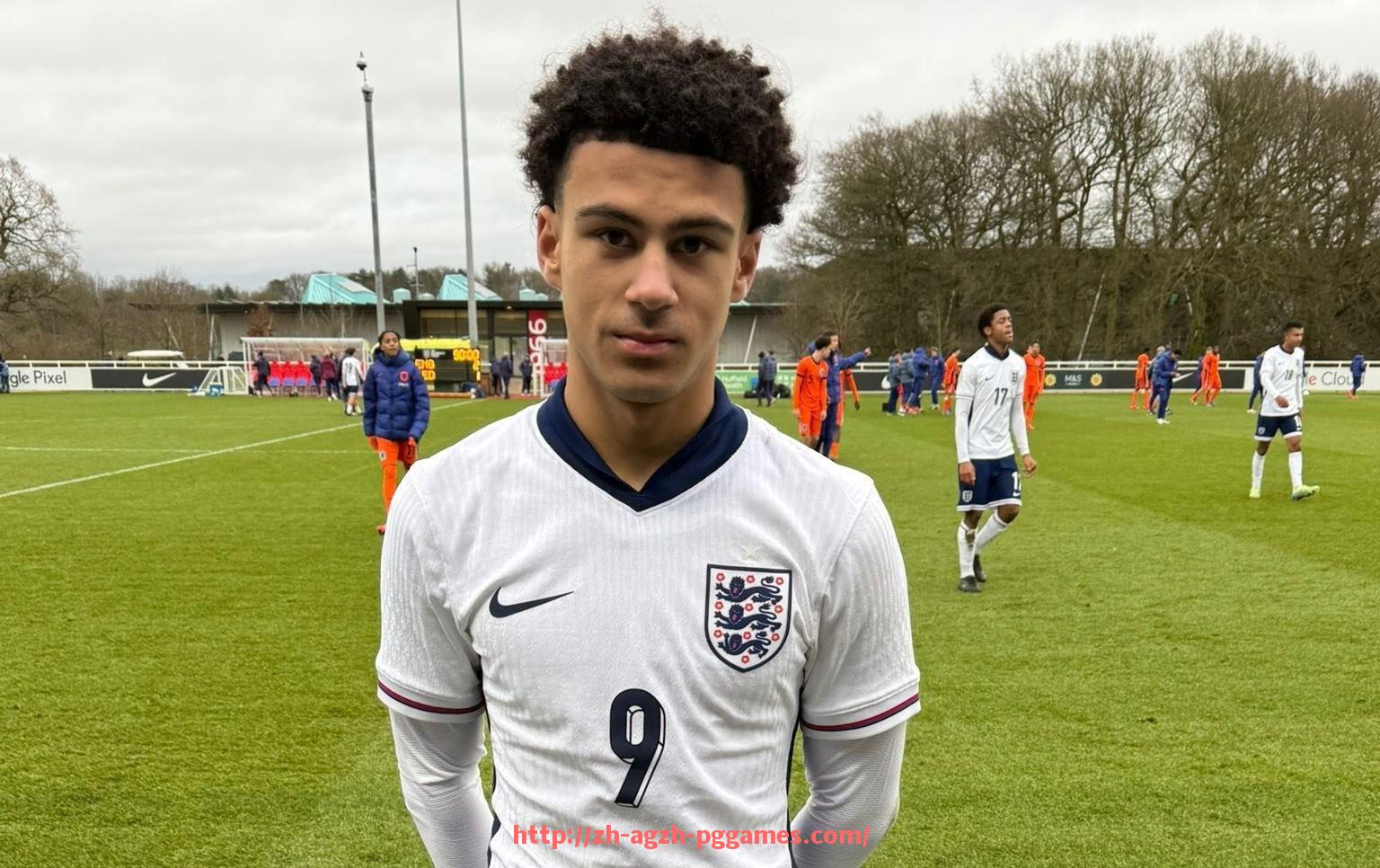 PG模拟器官方网站-足球经理英超球队:在《足球经理》游戏中,英超球队的管理与表现